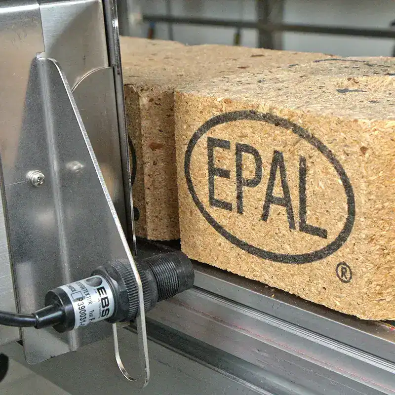 EPAL Euro pallet marked with an EBS inkjet system